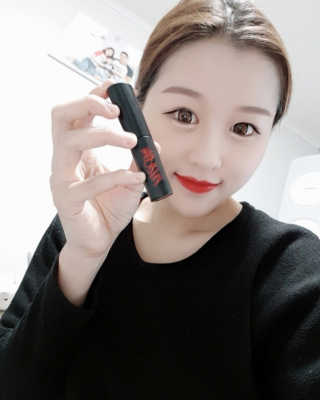 머지 더 퍼스트 벨벳틴트2 — 5점을 준 리뷰어가 2018년 11월 올린 사용 사진