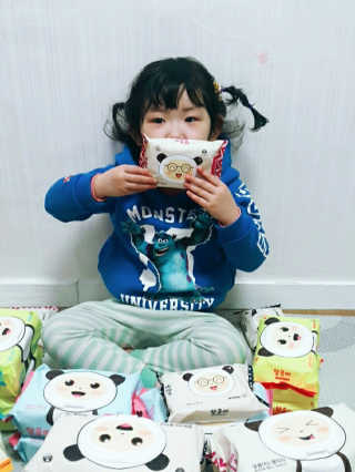 달곰이 물티슈 — 4점을 준 리뷰어가 2017년 3월 올린 사용 사진