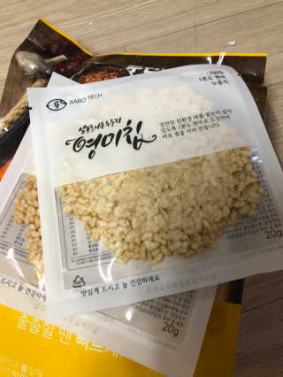 두번째 국떡 국가대표 떡볶이 1팩 + 영미칩 2봉 증정 — 3점을 준 리뷰어가 2019년 2월 올린 사용 사진