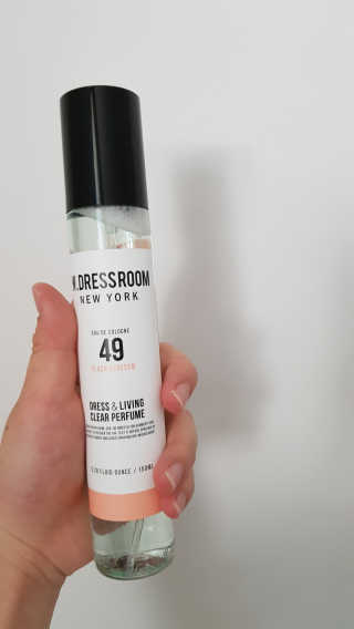 더블유드레스룸 드레스퍼퓸 150ml — 3.5점을 준 리뷰어가 2018년 8월 올린 사용 사진