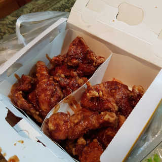 [치킨마루]-  빠사칸레드 + 콜라 500ml — 4.5점을 준 리뷰어가 2019년 5월 올린 사용 사진