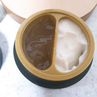 토니모리 프롬 강화 맑은 약쑥 두 겹 진정 크림 — 5점을 준 리뷰어가 2019년 9월 올린 사용 사진