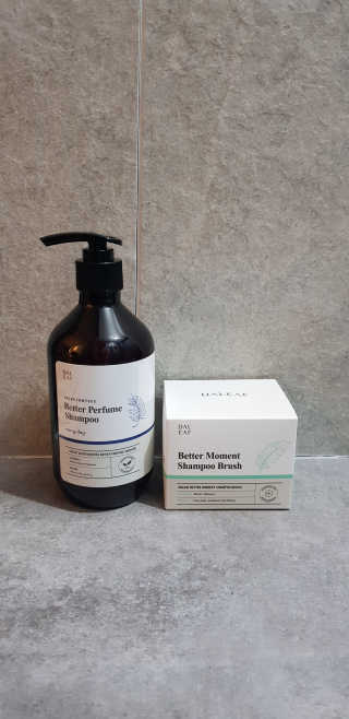 달리프 베러 퍼퓸 샴푸 1000ml 레이니데이 or 일랑로즈 — 5점을 준 리뷰어가 2020년 1월 올린 사용 사진
