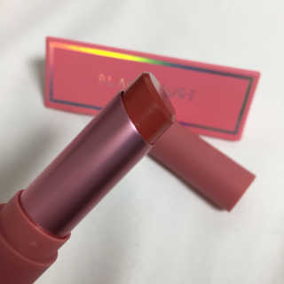 [블랙루즈] 로즈 벨벳 립스틱 택1+랜덤1 — 4.33점을 준 리뷰어가 2018년 11월 올린 사용 사진