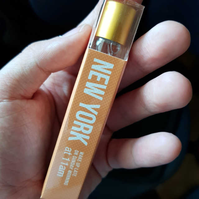 롤 온 퍼퓸EDT 10ml 리뷰 사진