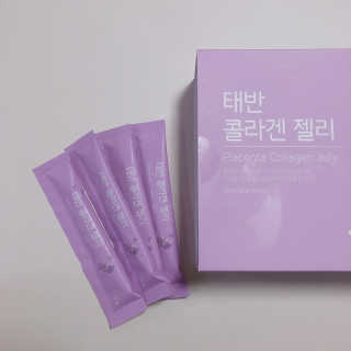 네츄럴굿띵스 태반 콜라겐 젤리 15포 — 4.5점을 준 리뷰어가 2019년 4월 올린 사용 사진