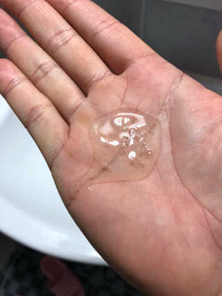 (주)에네스티 믹스베리 단백질 폭탄 샴푸 1000g — 5점을 준 리뷰어가 2017년 12월 올린 사용 사진