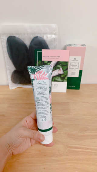 포레스트힐 그린 밸런스 클렌져 100ml + 토끼 헤어밴드 — 4점을 준 리뷰어가 2020년 2월 올린 사용 사진