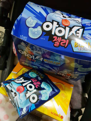 아이셔젤리 레몬맛, 아이셔젤리 블루에이드맛 — 3점을 준 리뷰어가 2019년 3월 올린 사용 사진