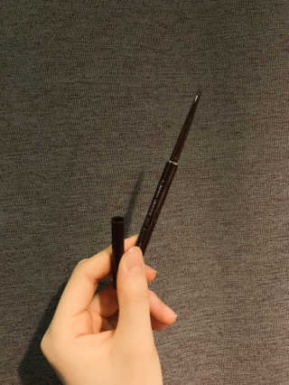 우드버리 1.5mm 스키니 젤 아이라이너 — 5점을 준 리뷰어가 2019년 5월 올린 사용 사진