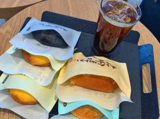 삼송빵집 부천점 [삼송빵집 부천역사점]삼송빵집 특별세트 — 4.5점을 준 리뷰어가 2019년 9월 올린 사용 사진