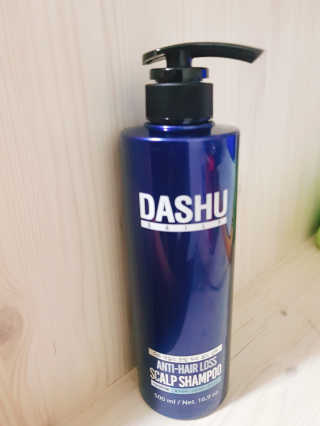 다슈코리아 다슈 데일리 단백질 한방 두피 골드 샴푸 500ml — 4.5점을 준 리뷰어가 2018년 11월 올린 사용 사진