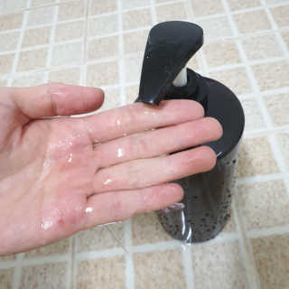 프로방스 바이올렛 퍼퓸 샴푸 1000ml 업그레이드 — 5점을 준 리뷰어가 2019년 6월 올린 사용 사진