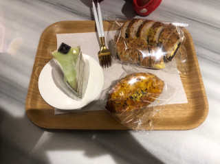 보네르아띠 부천점 [보네르아띠 부천상동점] 내맘대로 빵+아메리카노 2잔 — 4.5점을 준 리뷰어가 2019년 2월 올린 사용 사진