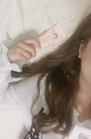 보타미안  엔젤모링가 아쿠아베리어 팩 — 5점을 준 리뷰어가 2018년 6월 올린 사용 사진