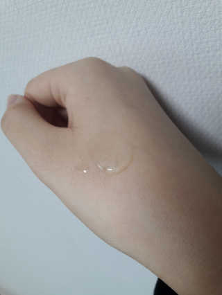 블랑벨 스피루리나 에메랄드 에센스 — 3.83점을 준 리뷰어가 2018년 3월 올린 사용 사진