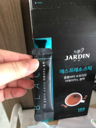 (주)쟈뎅 쟈뎅 에스프레소 스틱 아메리카노 블랙 — 5점을 준 리뷰어가 2018년 10월 올린 사용 사진