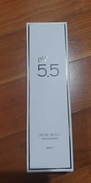 포므시 스노우화이트클렌징폼pH5.5 — 5점을 준 리뷰어가 2019년 6월 올린 사용 사진