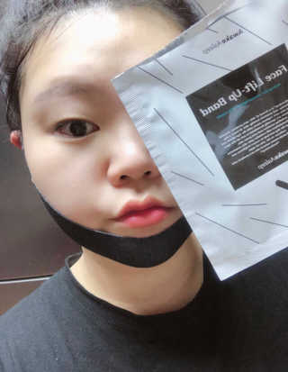 어웨이크어슬립 어슬립 페이스 리프트업 밴드 — 4점을 준 리뷰어가 2018년 7월 올린 사용 사진