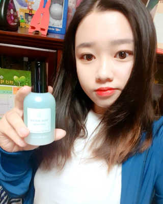 땡큐파머 트루 워터 딥 세럼 — 4.33점을 준 리뷰어가 2018년 5월 올린 사용 사진