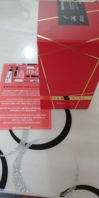 레드컨테이너 비에르노시엘 오 드 퍼퓸 디퓨저 블랙체리 — 5점을 준 리뷰어가 2020년 2월 올린 사용 사진