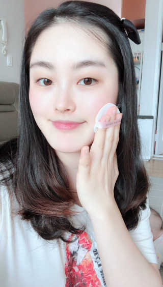 밀키드레스 바비메이크 베일 쿠션 — 3.83점을 준 리뷰어가 2018년 6월 올린 사용 사진
