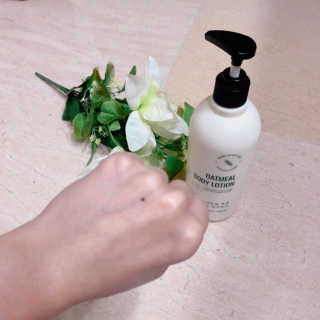 (주)에네스티 내추럴 촉촉  오트밀 바디로션 500ml — 4.5점을 준 리뷰어가 2019년 11월 올린 사용 사진
