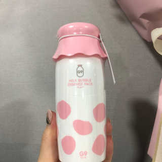 세안 필요 없는 지나인스킨 밀크 버블 에센스 팩 — 5점을 준 리뷰어가 2019년 11월 올린 사용 사진
