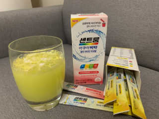 센트룸 아쿠아비타 레몬향, 딸기향 — 5점을 준 리뷰어가 2019년 6월 올린 사용 사진