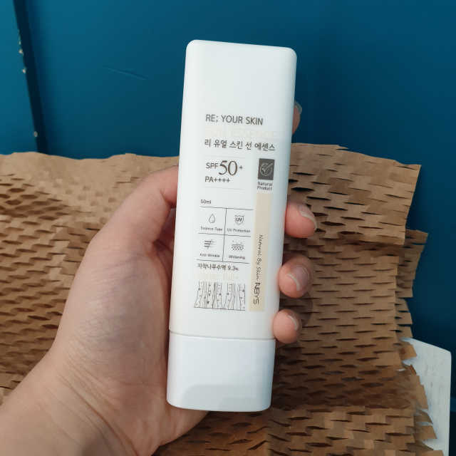 엔바이스 리 유얼 스킨 선 에센스 리뷰 사진