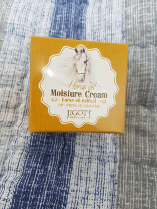 지고트 마유 모이스처 크림 70ml — 4점을 준 리뷰어가 2019년 5월 올린 사용 사진