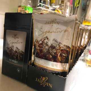 (주)쟈뎅 쟈뎅 시그니처 블랙, 헤이즐넛 230ml — 5점을 준 리뷰어가 2018년 7월 올린 사용 사진