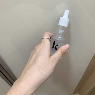 키노닉스 펀더멘탈 하이드레이팅 앰플 부스터 — 5점을 준 리뷰어가 2019년 5월 올린 사용 사진