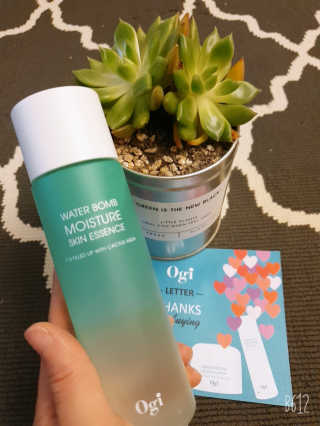 오지아이 워터 밤 모이스처 스킨 에센스 180ml — 5점을 준 리뷰어가 2020년 1월 올린 사용 사진