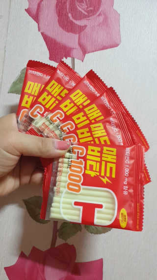 매드비타C 1000 — 5점을 준 리뷰어가 2019년 4월 올린 사용 사진