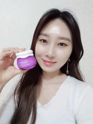 [후르디아] 72시간 블루베리 속살 수분크림 — 4.5점을 준 리뷰어가 2019년 7월 올린 사용 사진