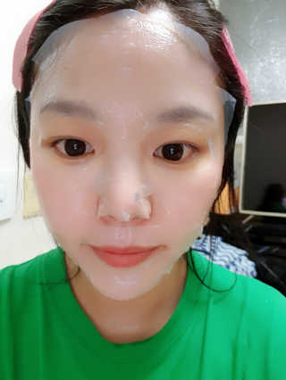 에슬레나 엑스트라 밸런싱 힐링 마스크 10장 — 4.5점을 준 리뷰어가 2018년 1월 올린 사용 사진