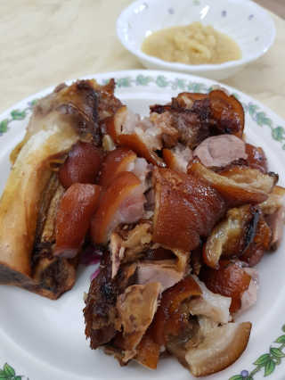 행복먹거리공작소 맥족. 맥주에 빠진 족발 550g + 마늘소스 70g — 5점을 준 리뷰어가 2020년 1월 올린 사용 사진