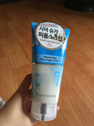바디판타지 모이스처라이징 시어 슈가 스크럽 — 4점을 준 리뷰어가 2016년 7월 올린 사용 사진