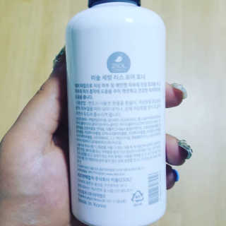이솔화장품 이솔 세범 리스 포어 토너 200ml — 4.5점을 준 리뷰어가 2018년 8월 올린 사용 사진