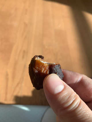 행복먹거리공작소 맥족. 맥주에 빠진 족발 550g + 마늘소스 70g — 5점을 준 리뷰어가 2020년 1월 올린 사용 사진