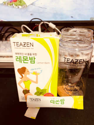 티젠 레몬밤 + 마이보틀 — 4.33점을 준 리뷰어가 2018년 7월 올린 사용 사진