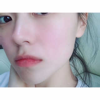 [블랙루즈] 핑크 톤업 크림 — 5점을 준 리뷰어가 2019년 3월 올린 사용 사진