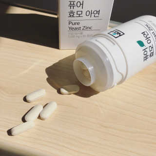 네츄럴굿띵스 퓨어 효모 아연 60일분 — 5점을 준 리뷰어가 2018년 7월 올린 사용 사진