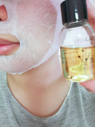 세포랩 바이오제닉 에센스 30ml 특별팩 — 5점을 준 리뷰어가 2018년 5월 올린 사용 사진