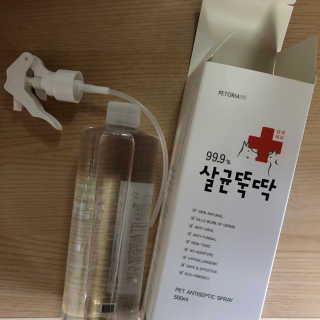 [펫토리아]살균뚝딱 강아지 고양이 살균소독제 탈취제 — 5점을 준 리뷰어가 2019년 10월 올린 사용 사진