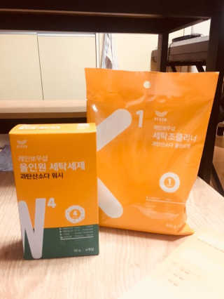 레인보우샵 올인원 세탁세제 스틱포 6개입 + 세탁조클리너 — 5점을 준 리뷰어가 2018년 3월 올린 사용 사진