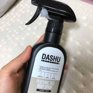 다슈코리아 다슈 솔루션 퍼퓸 데오 바디 스프레이 딥 우디 — 5점을 준 리뷰어가 2020년 3월 올린 사용 사진