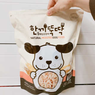 [펫토리아] 맛도 영양도 BEST 한끼뚝딱 강아지 사료 — 5점을 준 리뷰어가 2019년 4월 올린 사용 사진