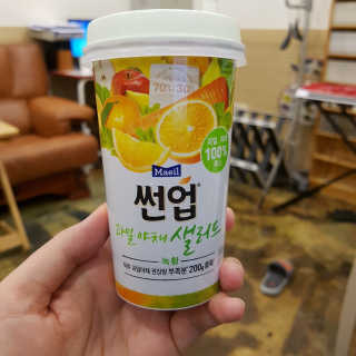 과일야채샐러드 썬업 과일야채 샐러드 3종 — 5점을 준 리뷰어가 2018년 7월 올린 사용 사진